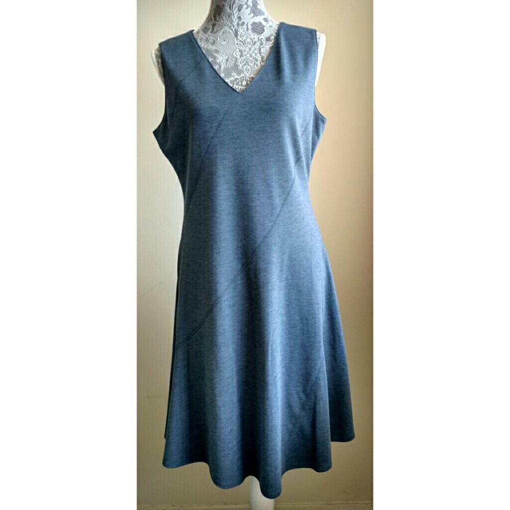 T Tahari Skyler Dress - Size 10 - NWOT